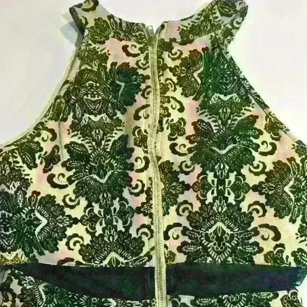 NWT Windsor black and tan velvet floral dress. Sheer Top and Middle.  Si… - Picture 5 of 6